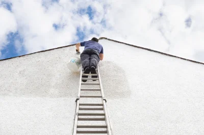 Peinture extérieure à Saint-Alpinien — façades et ravalement